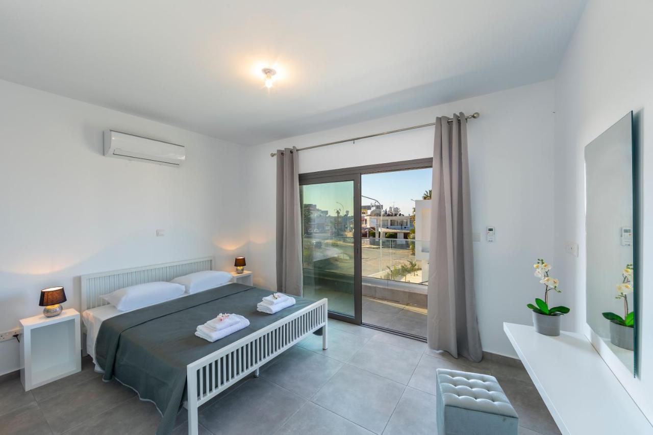 Villa Marlene, Walking Distance To Coral Beach! ペイヤ エクステリア 写真